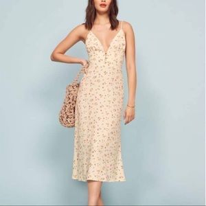 Low cut, floral, summer Reformation dress, size Small